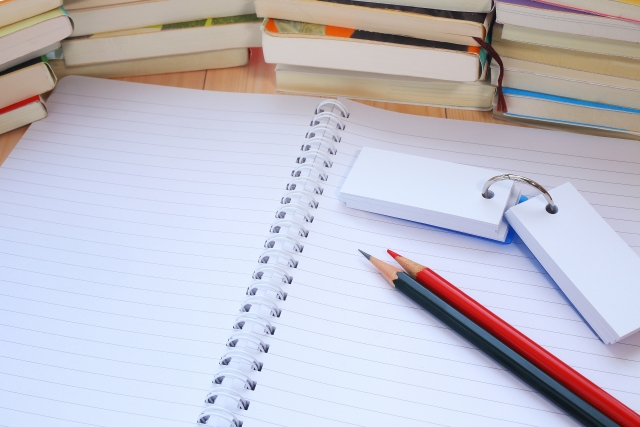 コンビニに鉛筆は売ってる？ローソン・セブン・ファミマを徹底比較 